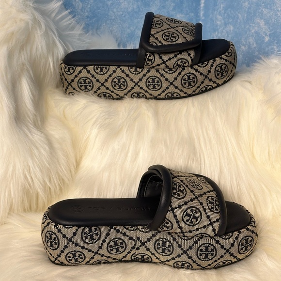 Tory Burch T Monogram Bubble sandals - Picture 3 of 8